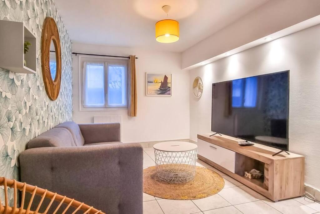 Royan - Villa La Cigale - 7 Chambres / 16 Couchages Buitenkant foto