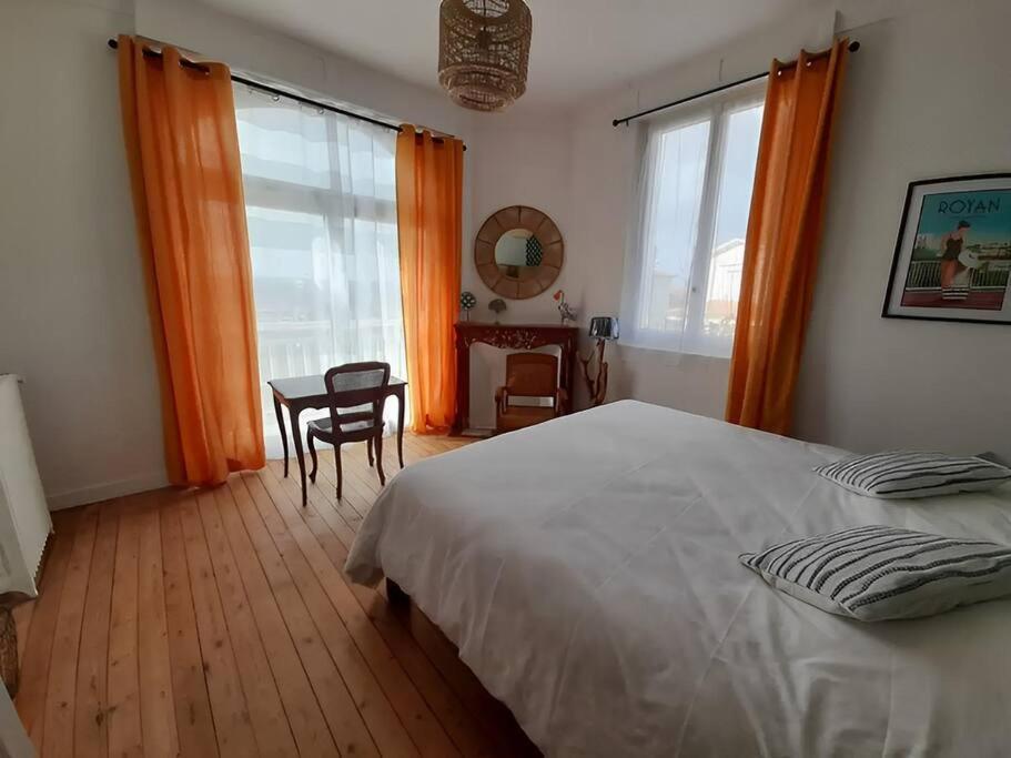 Royan - Villa La Cigale - 7 Chambres / 16 Couchages Buitenkant foto