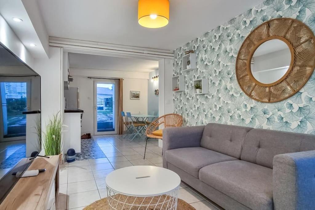 Royan - Villa La Cigale - 7 Chambres / 16 Couchages Buitenkant foto
